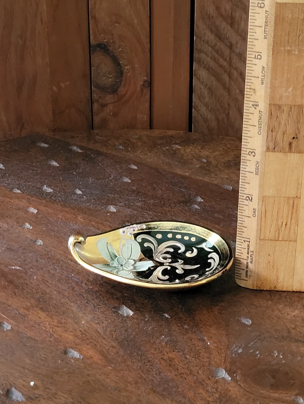 Bohemian green Glass Trinket Dish - Picture 10 of 11